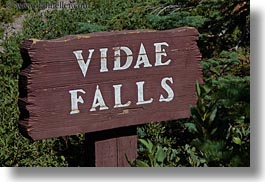 images/UnitedStates/Oregon/CraterLake/VidaeWaterfalls/videa-waterfalls-sign.jpg