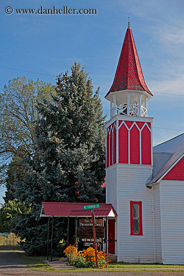 red-n-white-church-2.jpg