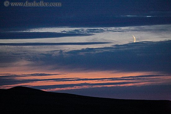 crescent-moon-n-sunset-clouds-2.jpg