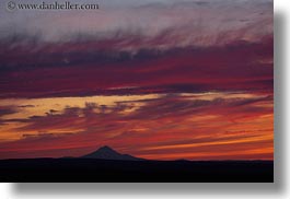 images/UnitedStates/Oregon/Scenics/MtJefferson/mt_jefferson-at-sunset-07.jpg