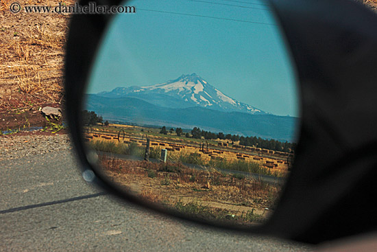 mt_jefferson-n-rearview-mirror.jpg