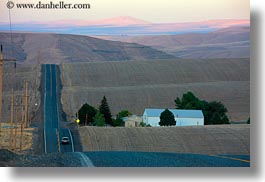 images/UnitedStates/Oregon/Scenics/Road/long-n-hilly-road-4.jpg
