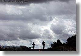 images/UnitedStates/Utah/BryceCanyon/BikePath/jack-n-sarah-biking-clouds-04.jpg