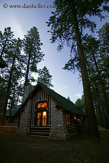 cabin-in-woods-03.jpg