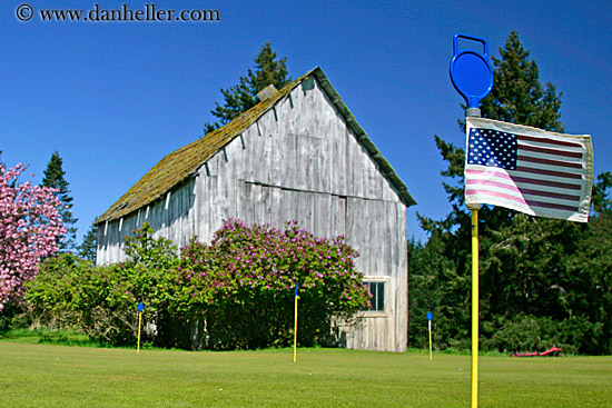 american-flag-n-barn-02.jpg