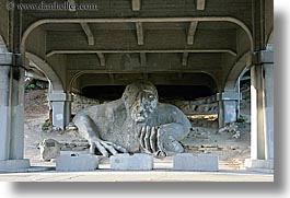 images/UnitedStates/Washington/Seattle/Fremont/troll-under-bridge-3.jpg