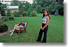 images/personal/DadsPix/dan-n-laura-lawn.jpg