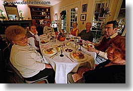 images/personal/Jack/Dec2004/Family/family-food-1.jpg