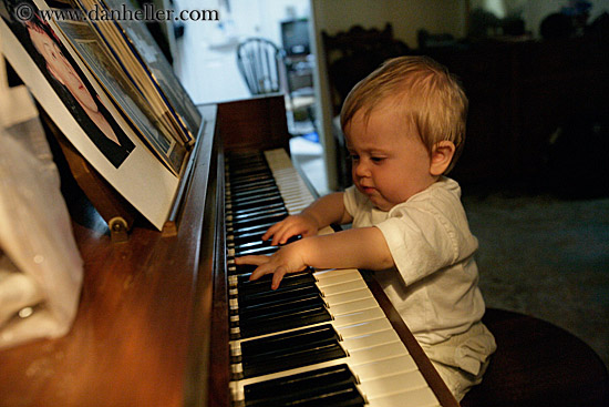 jack-playing-piano-7.jpg