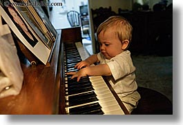 images/personal/Jack/IndyJune2005/Piano/jack-playing-piano-7.jpg