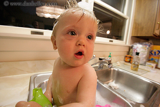 baby-sink-bath-05.jpg
