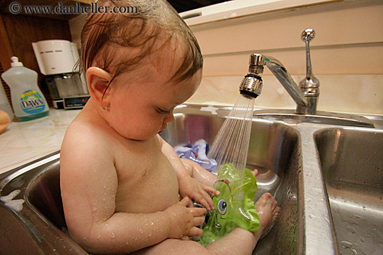 baby-sink-bath-22.jpg