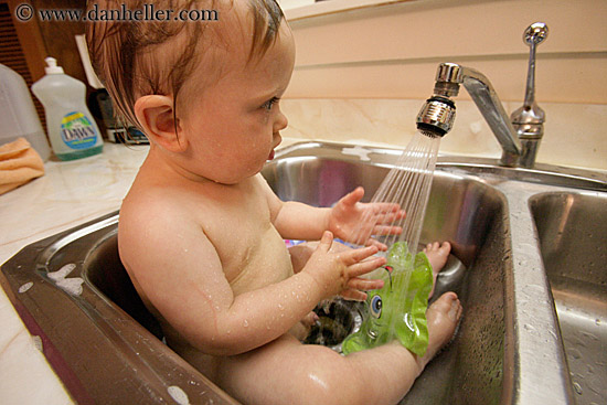 baby-sink-bath-23.jpg