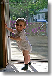 images/personal/Jack/May2005/jack-n-sliding-door-4.jpg