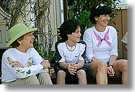 images/personal/MothersDay2007/family-portrait-06.jpg