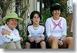 images/personal/MothersDay2007/family-portrait-08.jpg