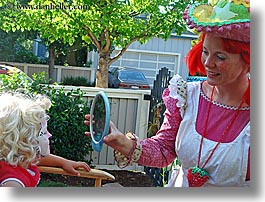images/personal/august-party/jenna-n-clown-2.jpg